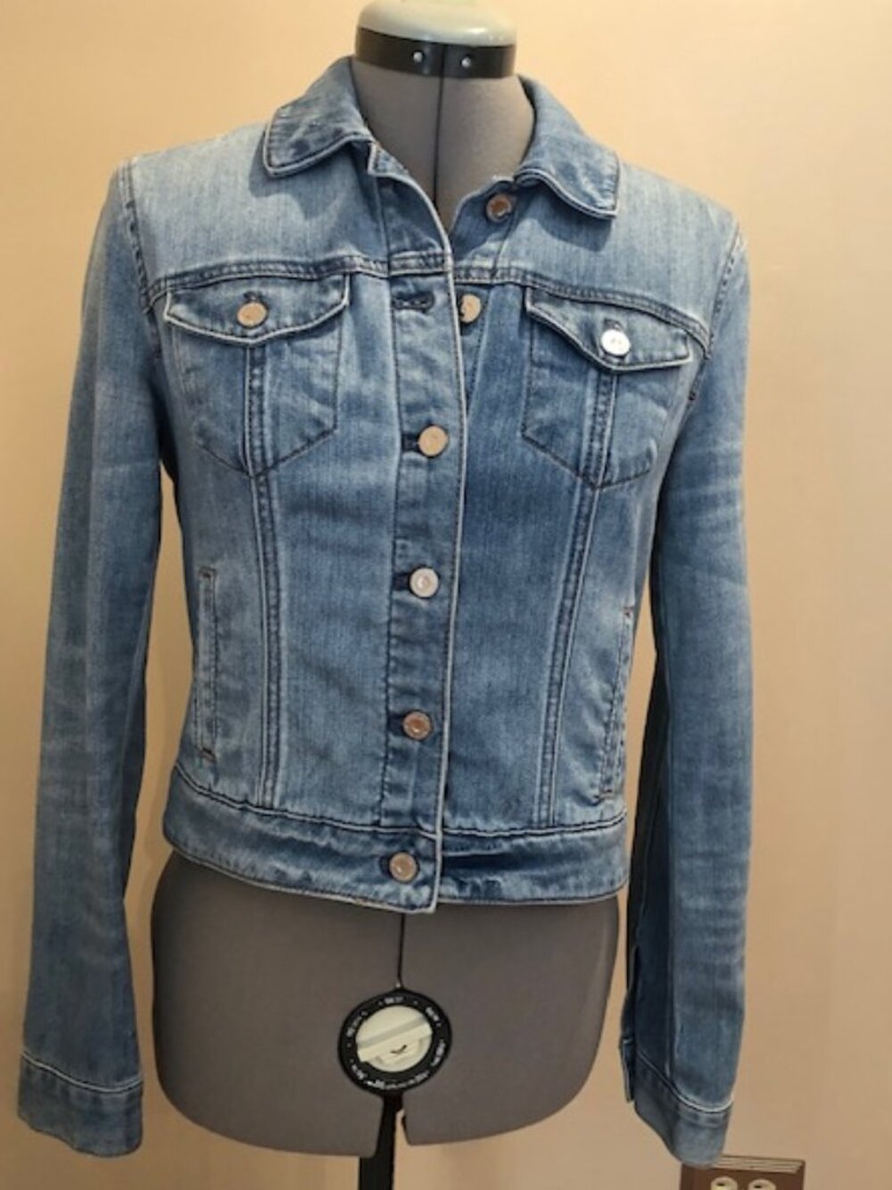 White Black Jean Jacket Size 4 fitted
